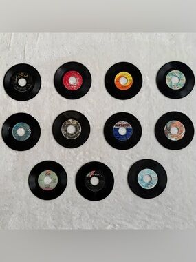 Vintage 45 Record Collection – Soul, Pop, Rock – Columbia, Motown, MGM